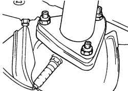 Болты крепления переднего глушителя
